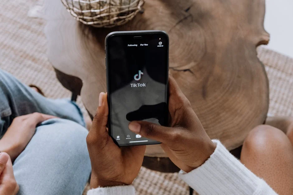 Gabon’s Social Media Clampdown Triggers Investor Alarm — Politics Governance