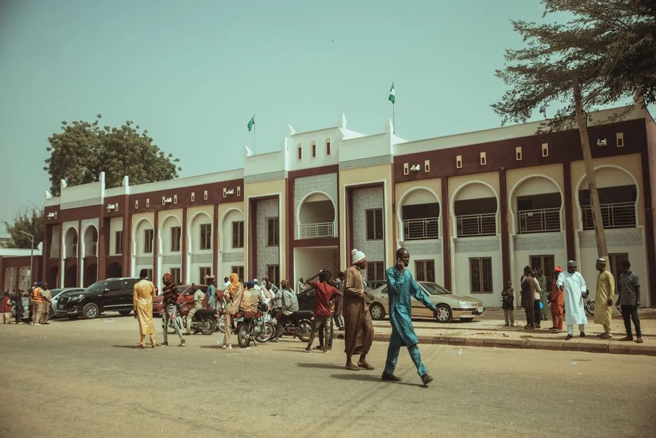 Gunmen Raid Immigration Office in Oyo State — Firearms Vanish — Health Medicine