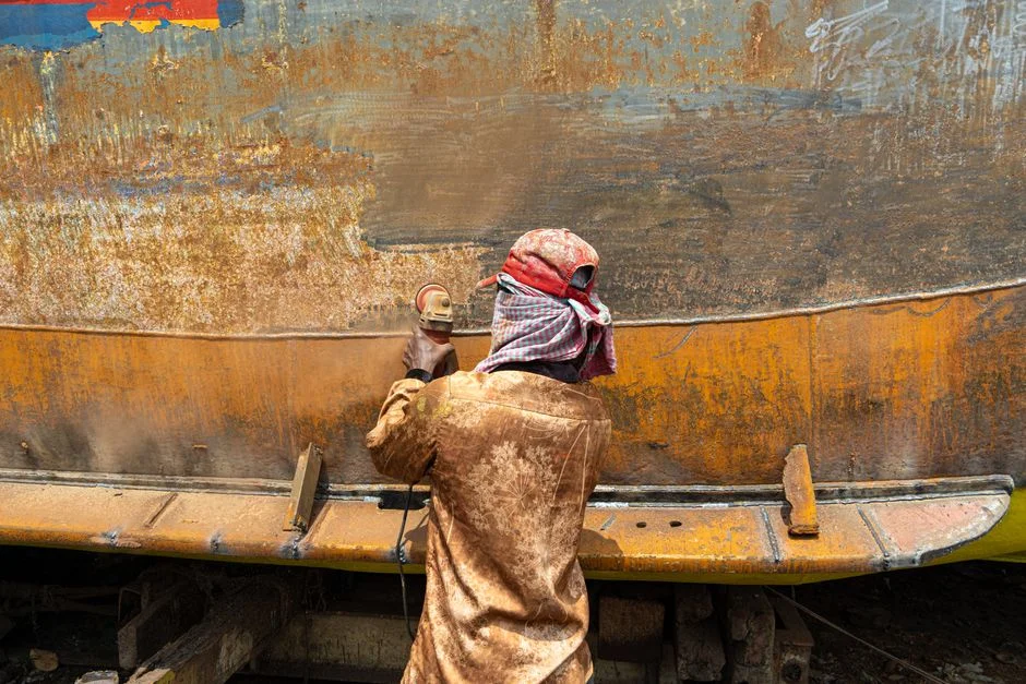 Nigeria Oil Workers Strike — Regulators Vow Supply Stability — Health Medicine