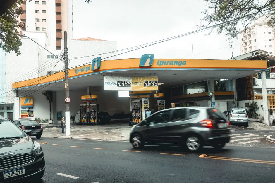 Oil Prices Collapse to Pre-War Lows — Nigeria's Fuel Bills Still Refuse to Drop — Politics Governance