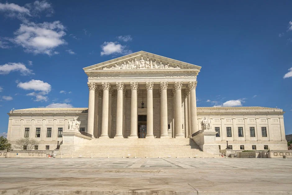 Supreme Court Warns High Courts Over Public Criticism of Subordinates