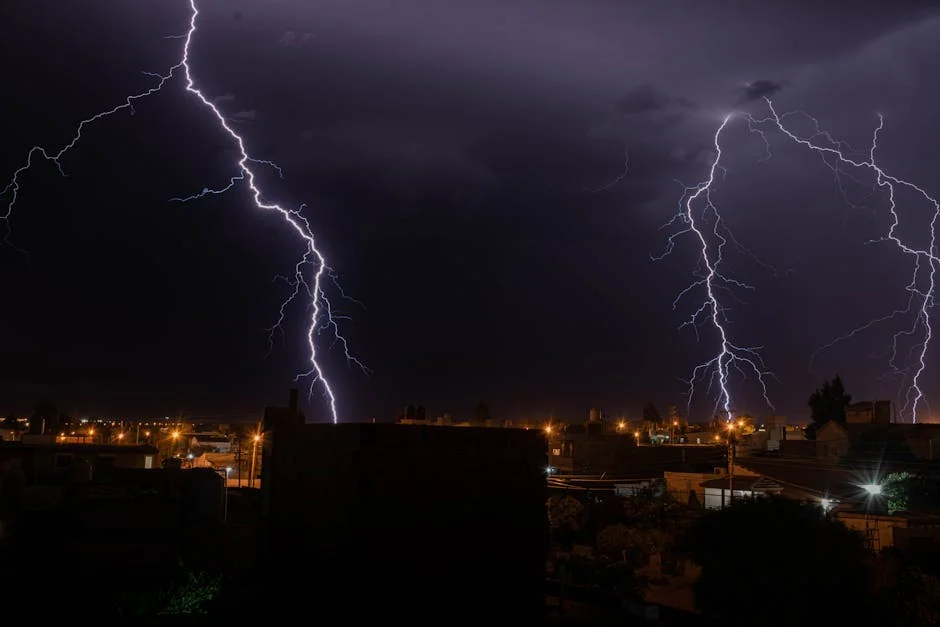 Western Cape Storms Force Evacuations — Klipfontein Road Closed