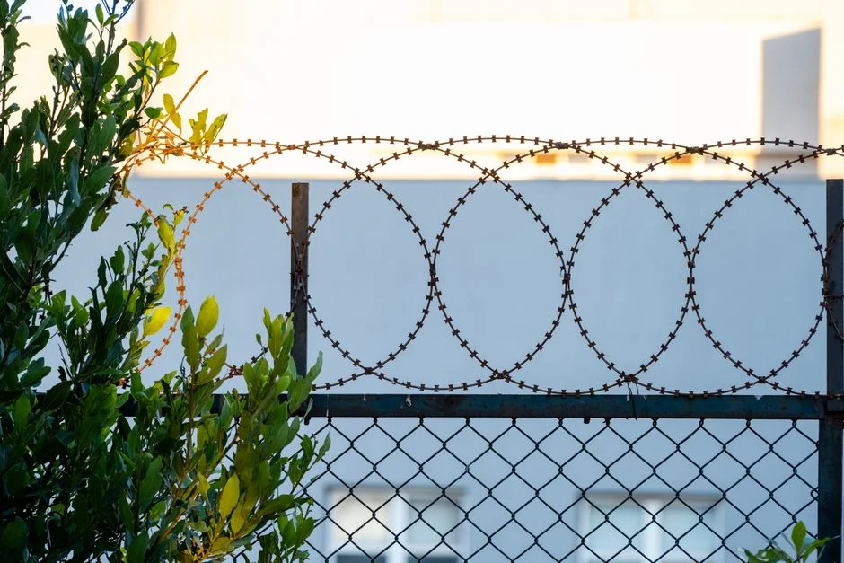 Woolworths Strengthens Security After Explosions – Stocks Show Initial Decline — Environment Nature